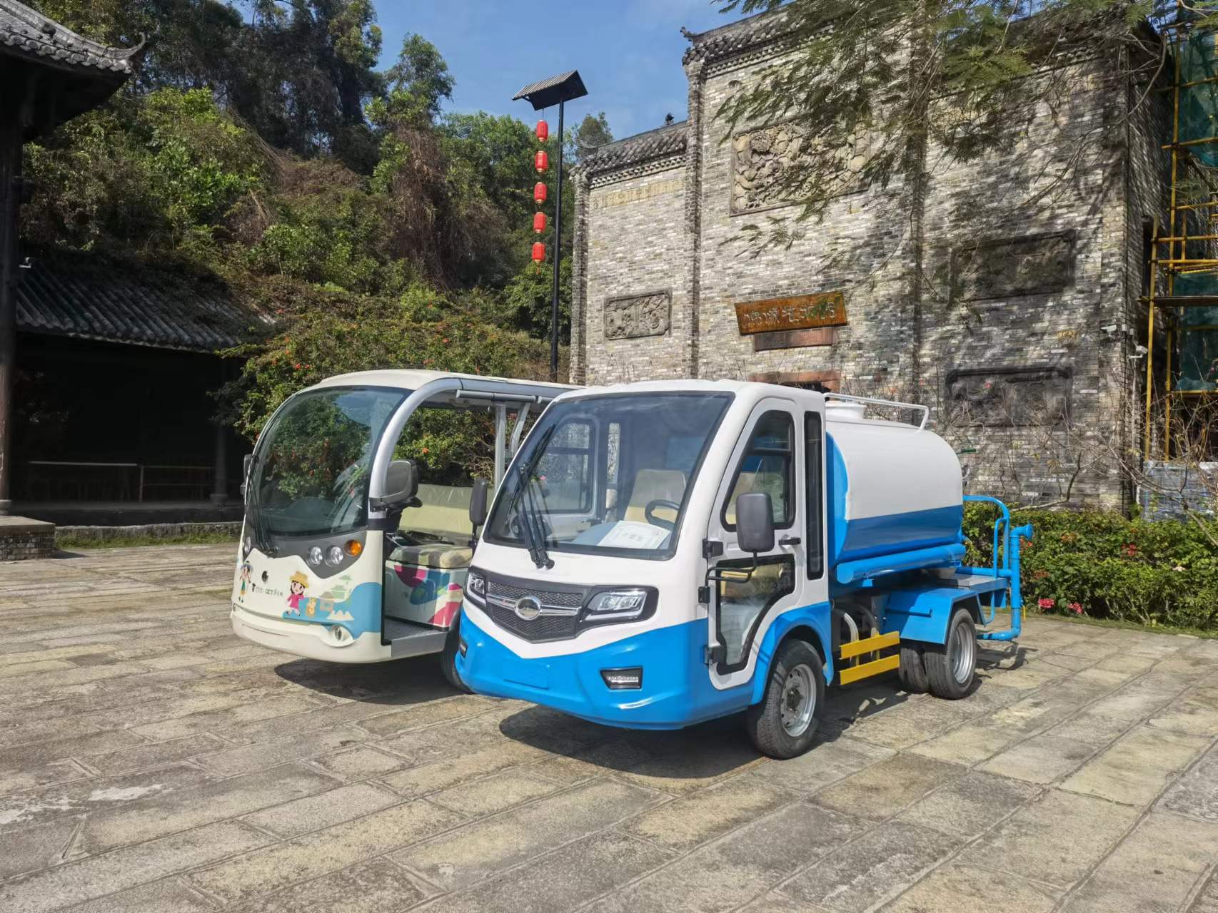  電動(dòng)灑水車(chē)